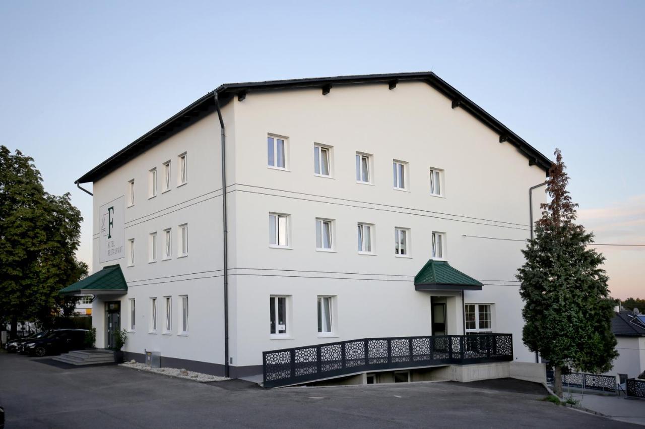 F Hotel 24H Check-In Horsching Exterior photo